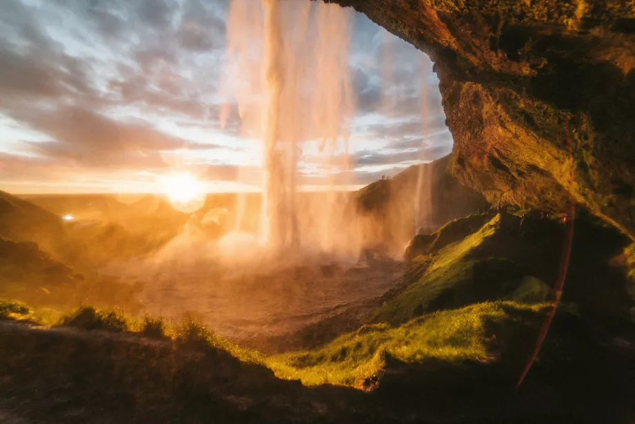 Coucher de soleil sur Seljalandsfoss