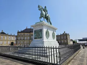 Statue équestre du roi Frederik V.