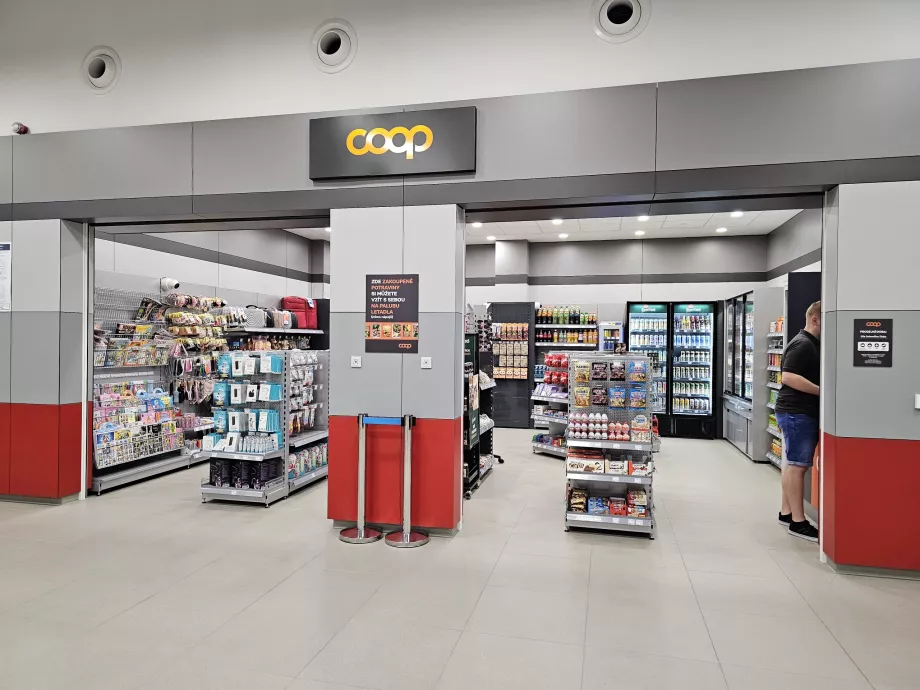 Coop à l'aéroport de České Budějovice