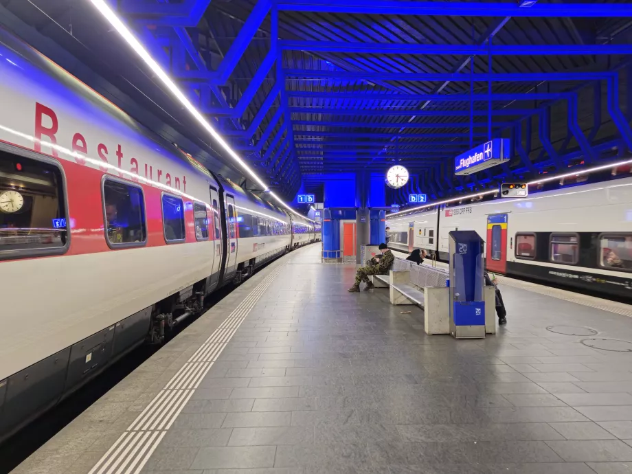 Trains longue distance, aéroport ZRH