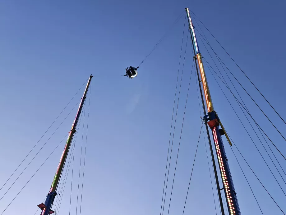 Saut à l'élastique inversé