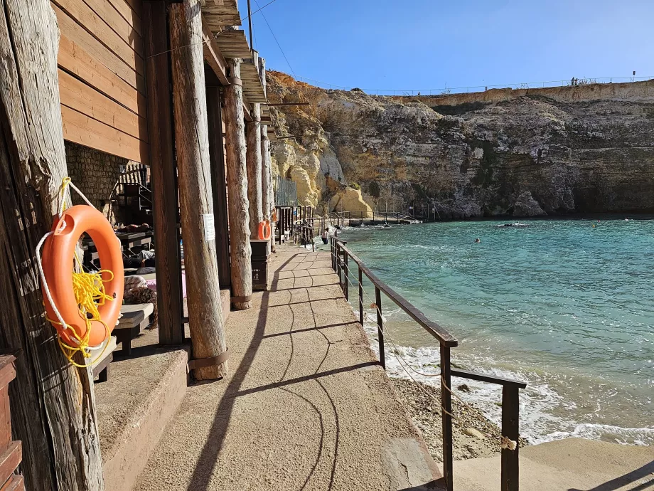 Jetée de plage, village de Popeye le marin