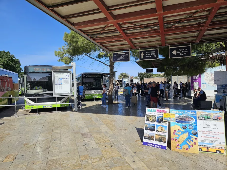 Gare routière de La Valette