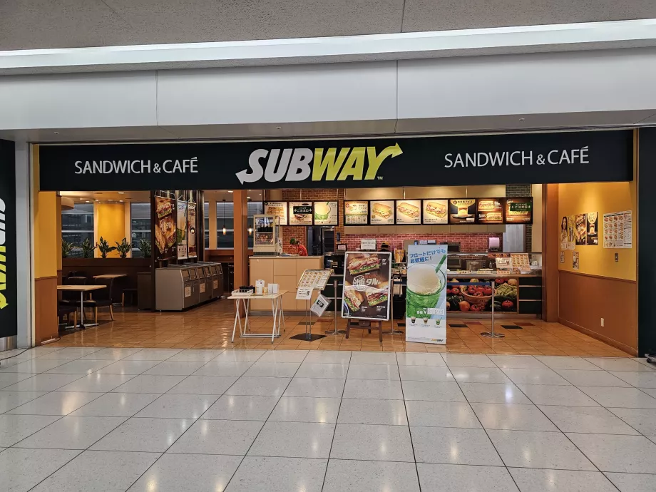 Restaurant Subway, Terminal 1