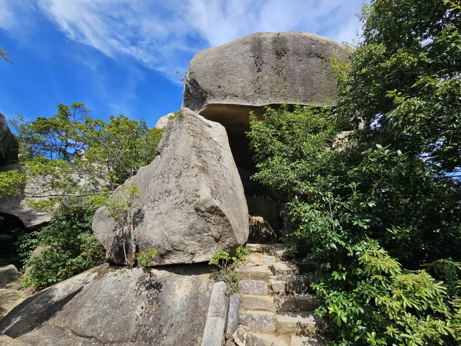 Itinéraire de randonnée vers le mont Misen