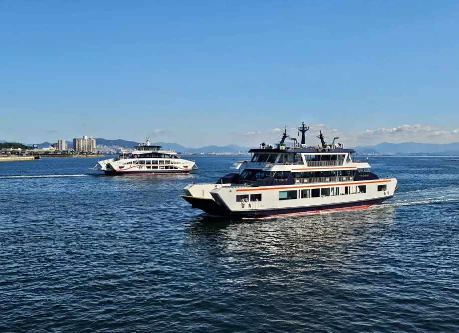 Ferries vers Miyajima