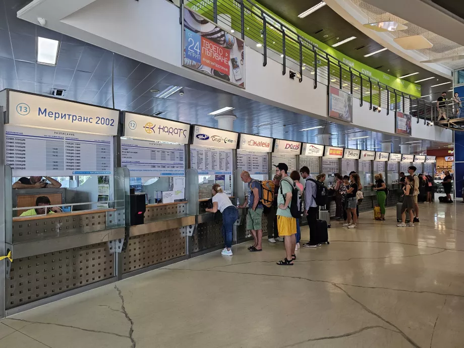 Guichets de la gare routière centrale