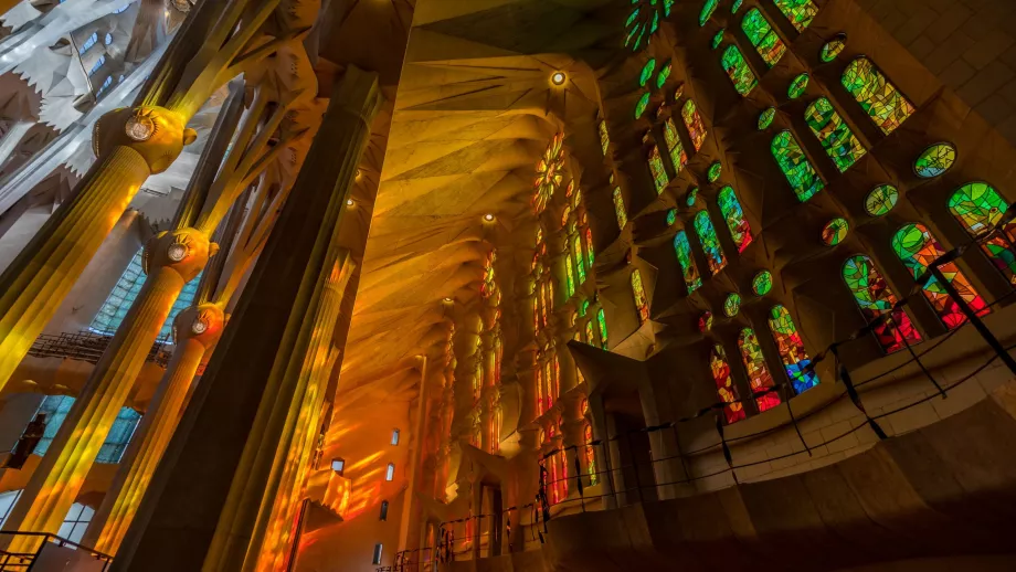 Le jeu de lumières dans le temple