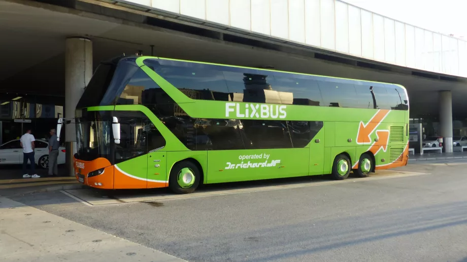 Flixbus à l'aéroport de Vienne