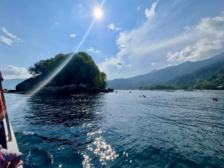 Excursion en bateau sur l'île de Renggis